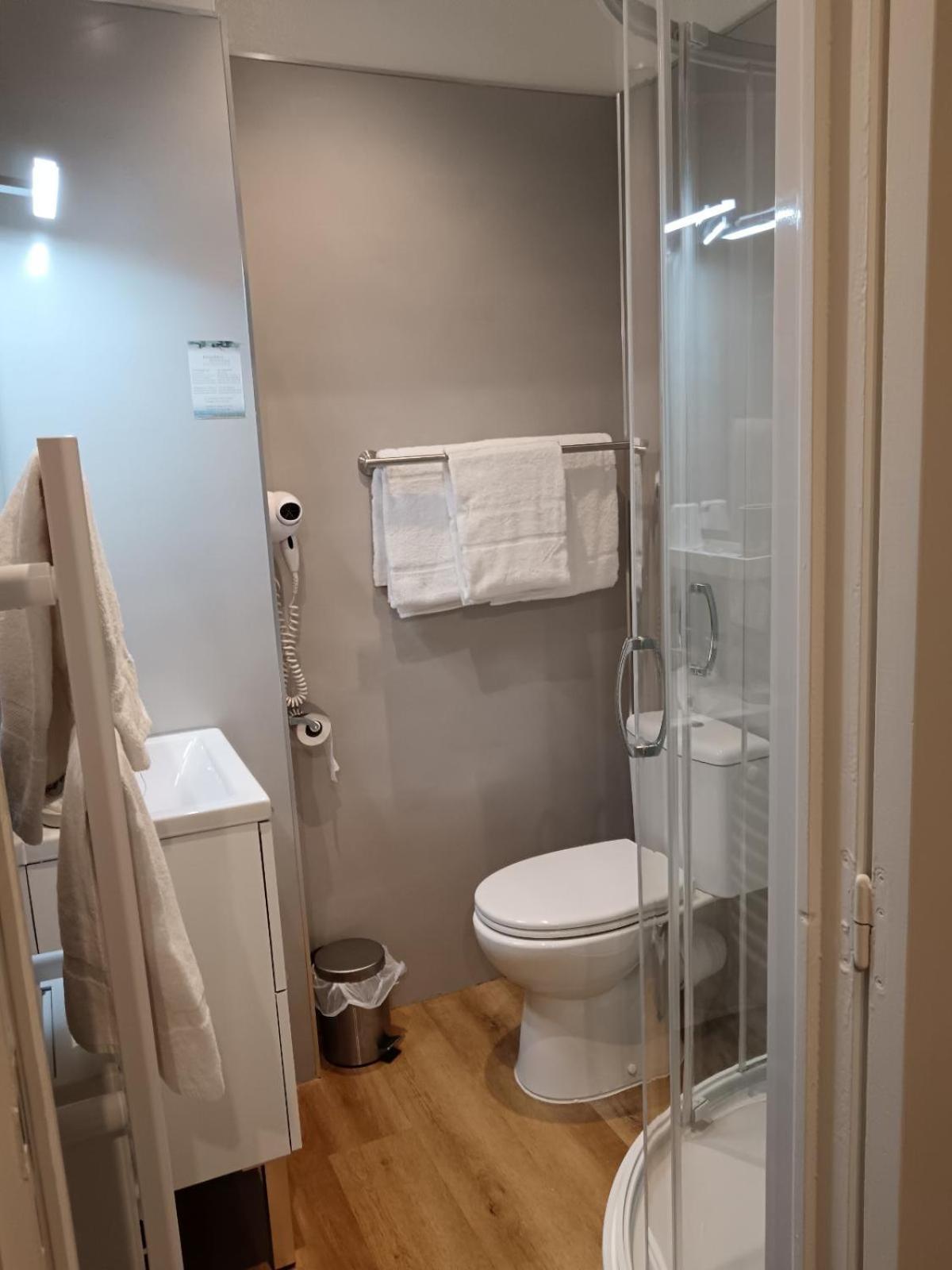 Le Declic Hotel Bayeux Bagian luar foto