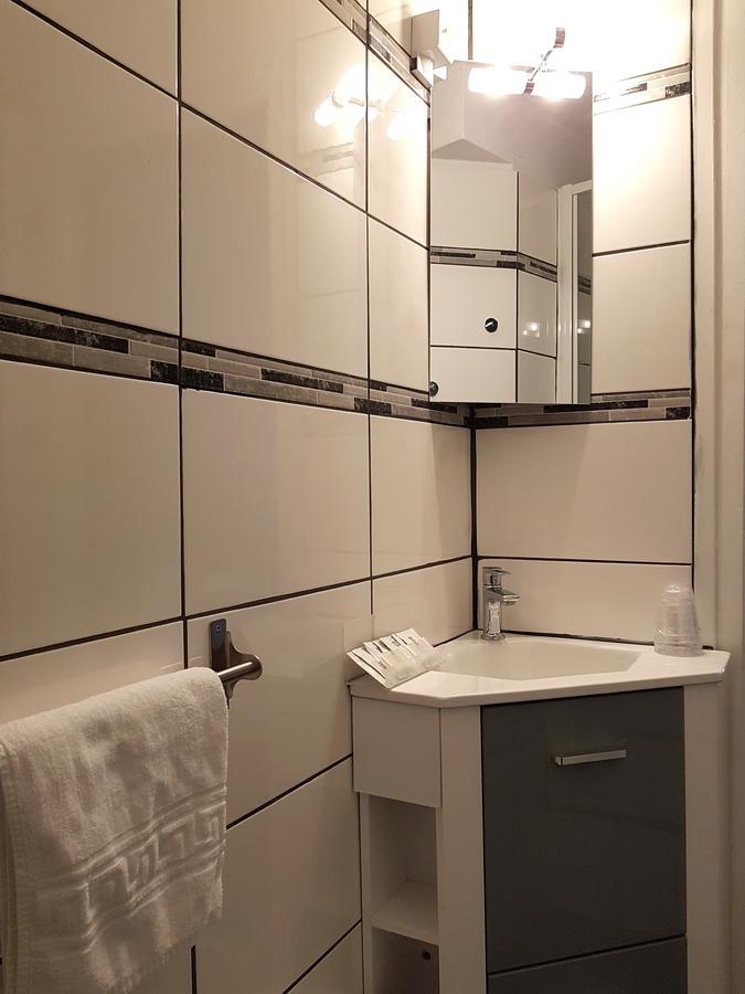 Le Declic Hotel Bayeux Bagian luar foto
